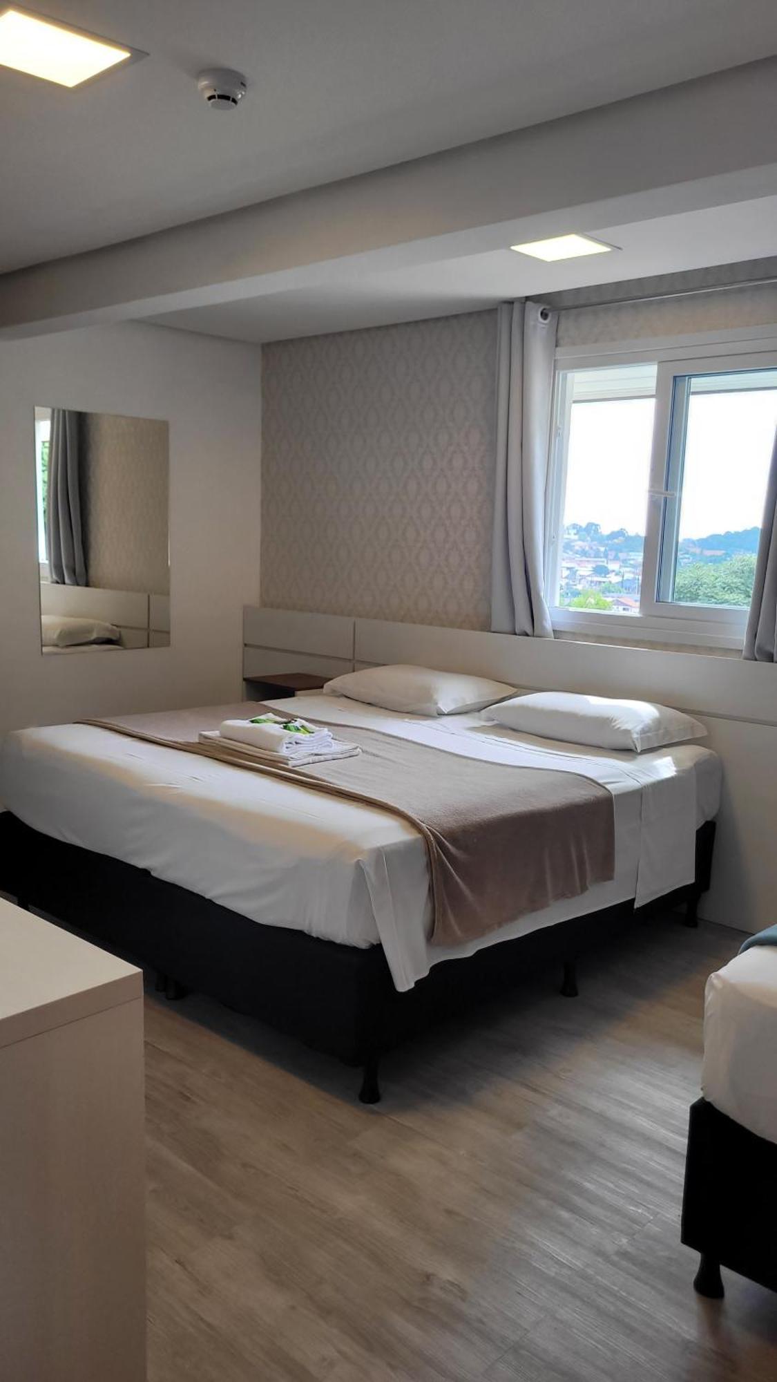 Hotel Golden Hills กาเนรา ภายนอก รูปภาพ