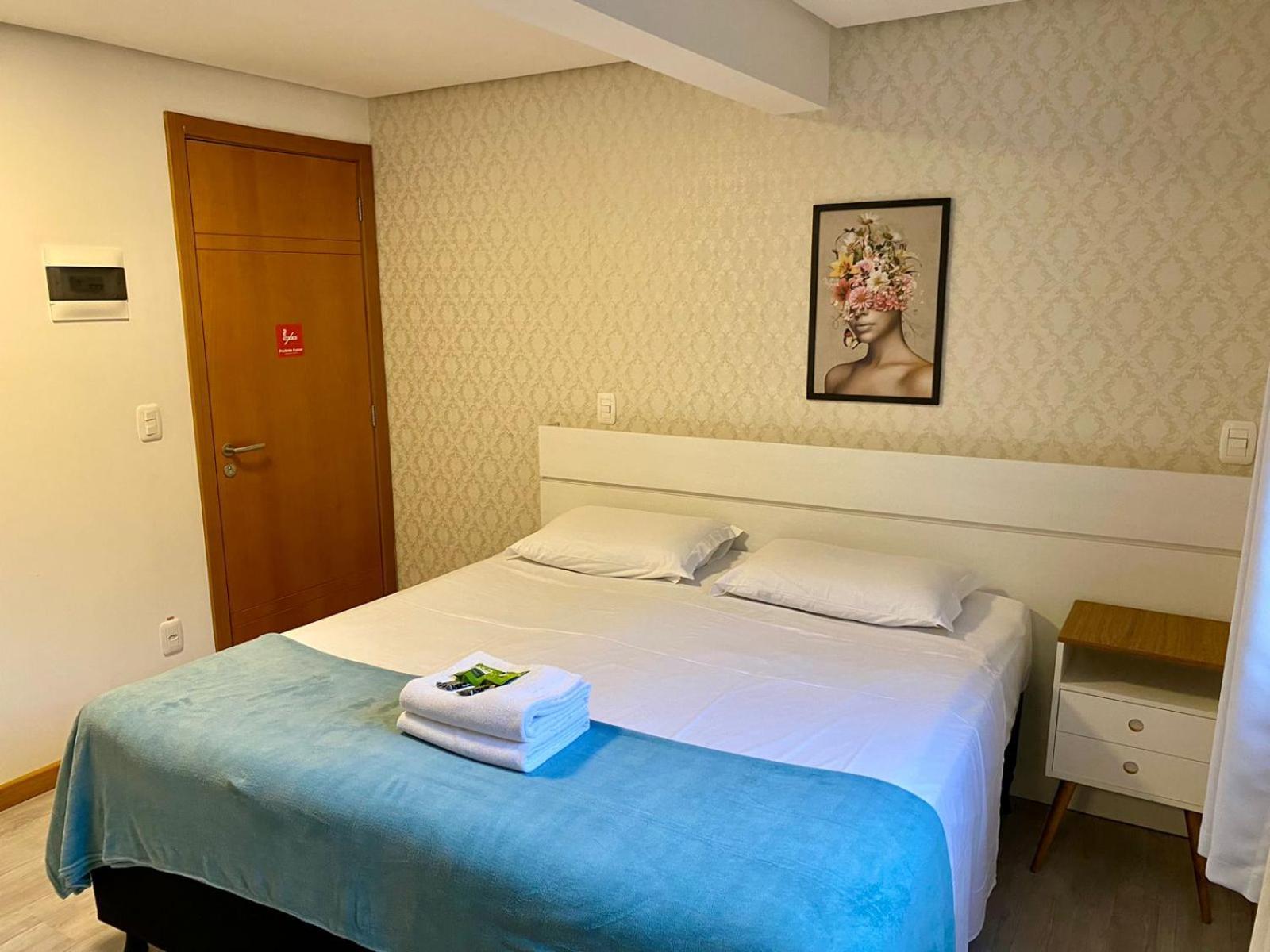 Hotel Golden Hills กาเนรา ภายนอก รูปภาพ