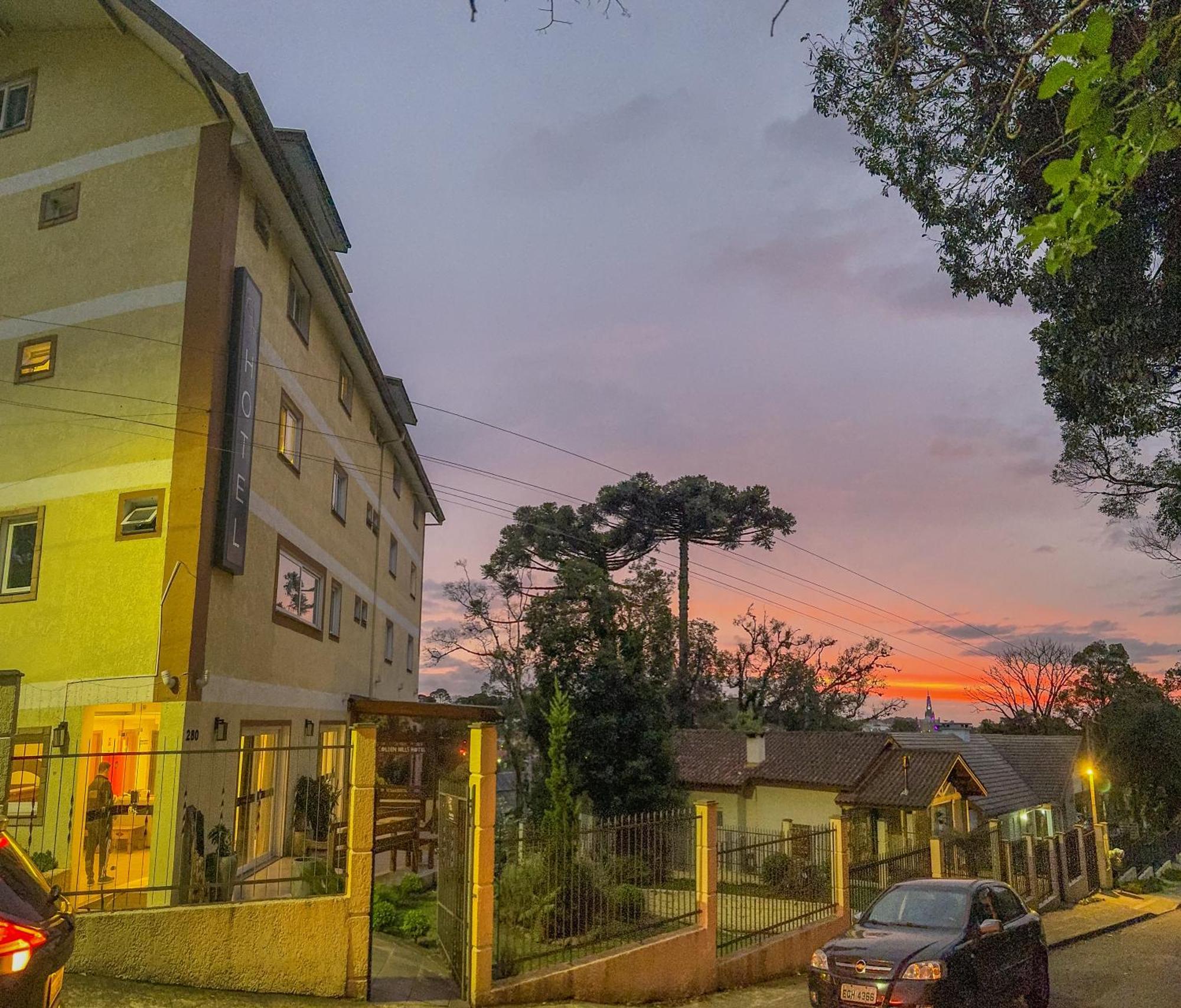 Hotel Golden Hills กาเนรา ภายนอก รูปภาพ